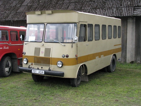 Eriotstarbeline TA-943 (end. Tartu pesumaja sõiduk) Ehitatud Eestis - 2010